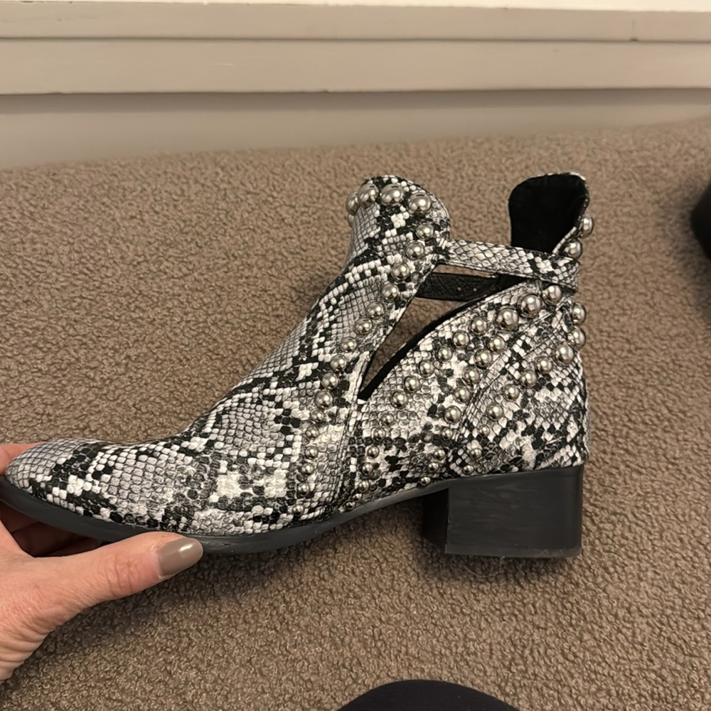 Jeffrey Campbell Snakeskin studded booties - Picture 4 of 6